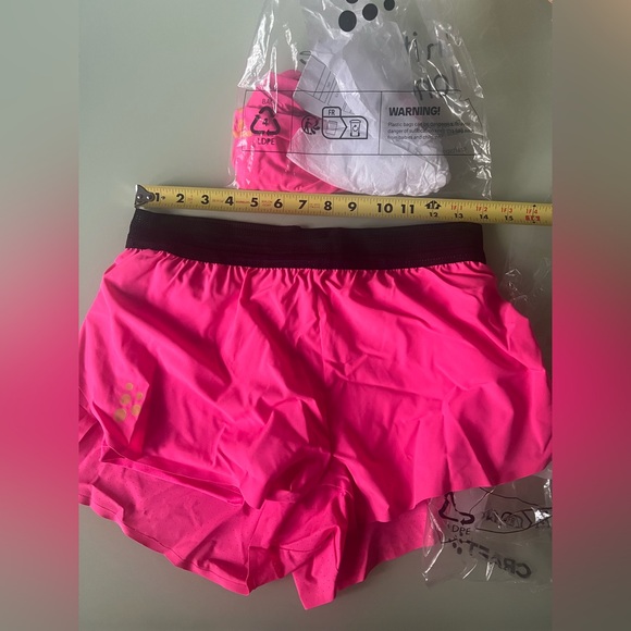 Craft Hypervent Running Pro Small Shorts Pink Fuschia - Picture 5 of 5